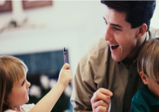 成年人如何有效与孩子沟通 与孩子有效沟通的方法