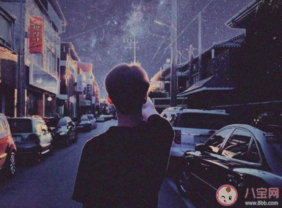 女生喜欢男生要不要主动追 女生要主动追喜欢的人吗 女生喜欢男生要不要主动追 女生要主动追喜欢的人吗