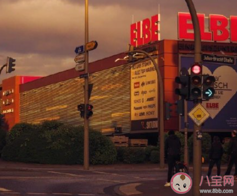 感情里的假复合怎么看 假复合是什么意思 感情里的假复合怎么看 假复合是什么意思