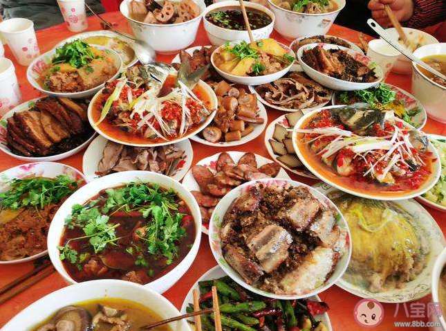 自己准备年夜饭的心情说说 动手准备年夜饭的文案句子