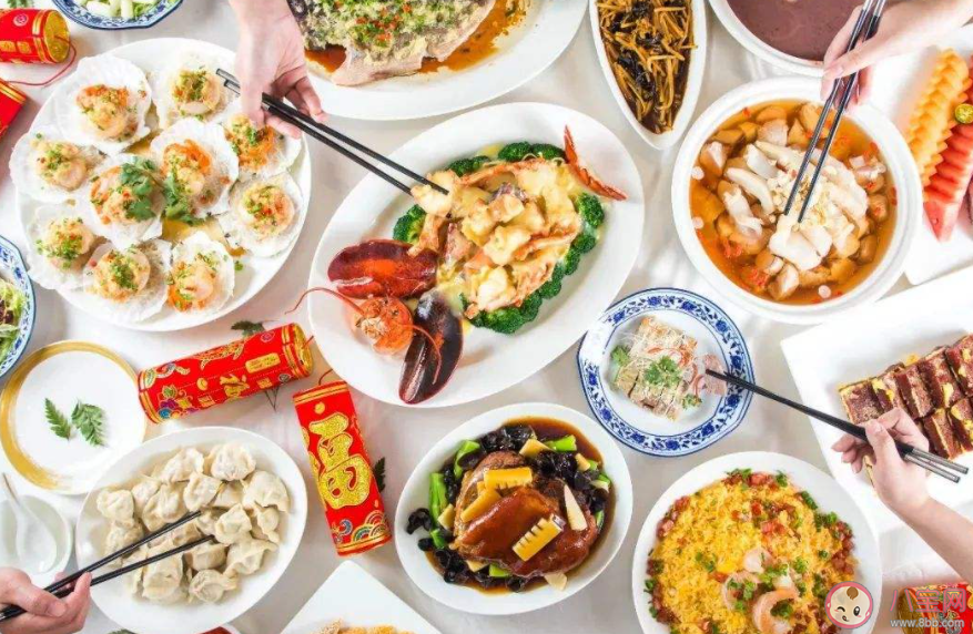 2022虎年吃年夜饭的心情说说句子 2022虎年晒年夜饭的朋友圈说说