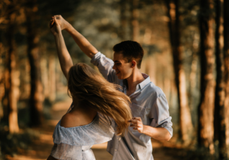 感情里一定要拥有平衡吗 情感供需平衡被打破了怎么办