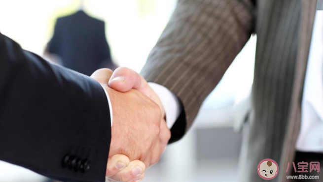 职场争斗中我们该保持什么样的心态 职场斗争中怎么保护自己 职场争斗中我们该保持什么样的心态 职场斗争中怎么保护自己