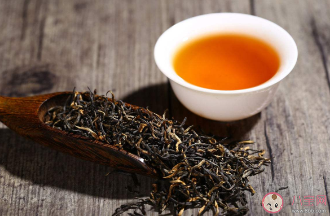 泡的红茶为什么有苦涩的味道 红茶要怎样泡才好喝 泡的红茶为什么有苦涩的味道 红茶要怎样泡才好喝