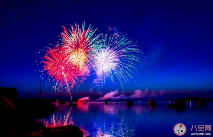 过年放烟花的心情说说短句 过年放烟火的感受句子