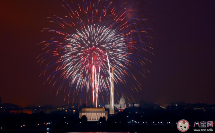 过年放烟花的心情说说短句 过年放烟火的感受句子