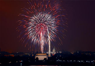过年放烟花的心情说说短句 过年放烟火的感受句子