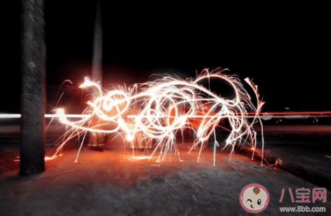 2022年已过完继续努力的朋友圈说说 2022年已过完该挣钱了的句子 2022年已过完继续努力的朋友圈说说 2022年已过完该挣钱了的句子