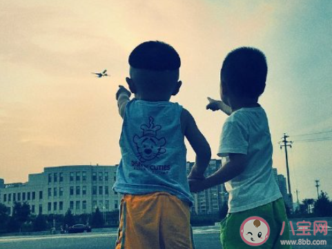 和朋友为什么会渐行渐远 你和朋友渐行渐远的原因是什么 和朋友为什么会渐行渐远 你和朋友渐行渐远的原因是什么