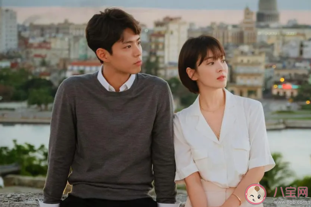 有个粘人的男朋友是啥体验 男朋友很粘人好吗 有个粘人的男朋友是啥体验 男朋友很粘人好吗