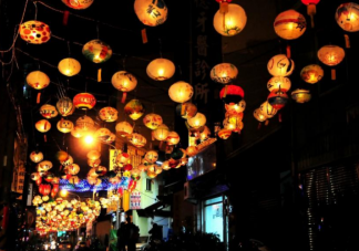 2022元宵节早安心语图片祝福语句子 2022元宵节早上问好的图片说说