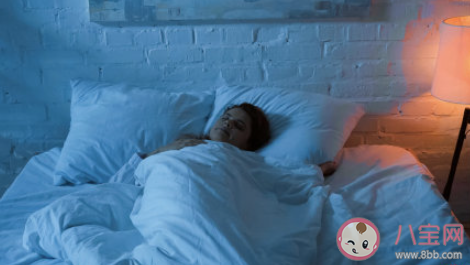 每天多睡1小时就能减掉20斤吗 好的睡眠会帮助减重吗