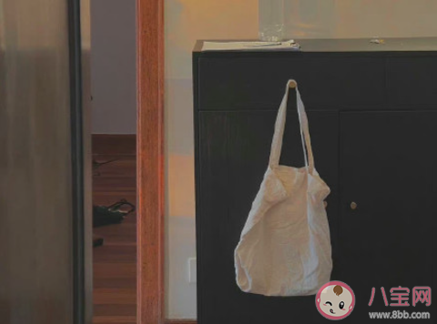 如何理解感情里相互示弱 要在感情中示弱吗 如何理解感情里相互示弱 要在感情中示弱吗