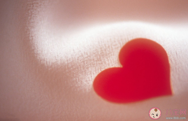 爱情真的能改变一个人吗 什么样的爱情会改变人 爱情真的能改变一个人吗 什么样的爱情会改变人