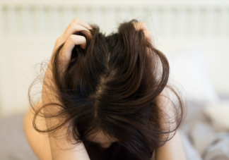 熬夜脱发可以自行恢复吗 熬夜为什么会导致脱发