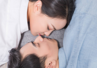 男生和女生撒娇是什么意思 怎么看待感情里爱撒娇的男生