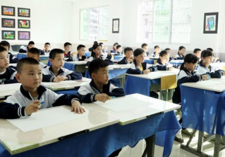 孩子多大可以送去寄宿学校 为什么家长想送孩子去寄宿学校