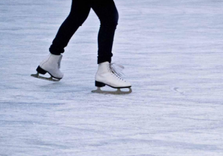 冰刀有多少种 冰刀最早是什么做成的