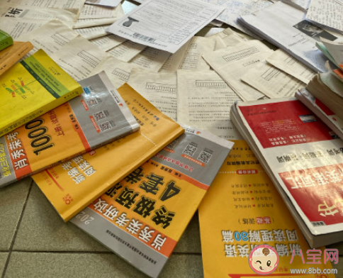 查完考研成绩后的心情说说 知道考研成绩的感受句子