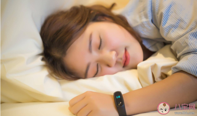 每天多睡一个小时更容易瘦吗 睡不够为什么会影响我们的体重 每天多睡一个小时更容易瘦吗 睡不够为什么会影响我们的体重