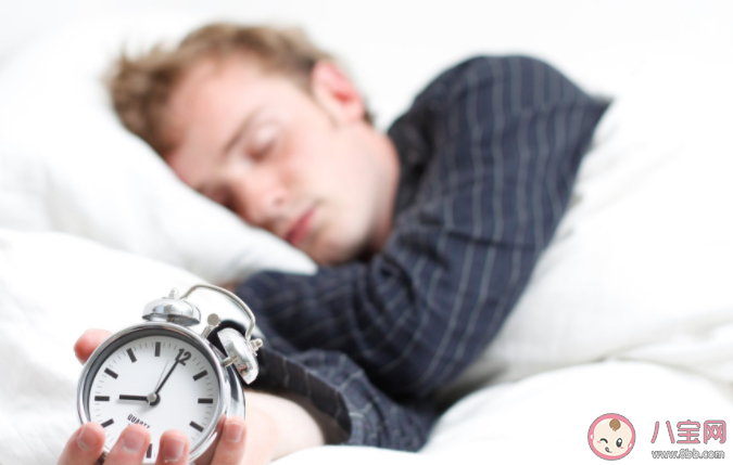 每天多睡一个小时更容易瘦吗 睡不够为什么会影响我们的体重 每天多睡一个小时更容易瘦吗 睡不够为什么会影响我们的体重