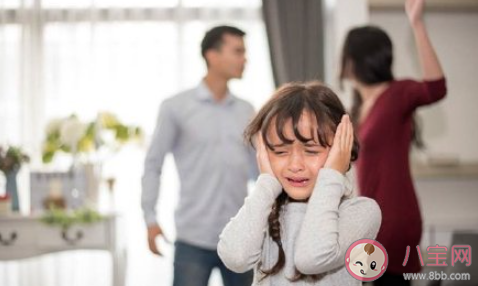 父母吵架孩子该不该插手 你遇到父母吵架会选择插手吗 父母吵架孩子该不该插手 你遇到父母吵架会选择插手吗