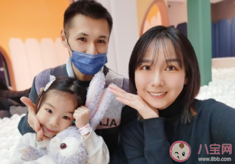 全职妈妈应该把老公当老板吗 全职妈妈在家里是怎样的地位 全职妈妈应该把老公当老板吗 全职妈妈在家里是怎样的地位