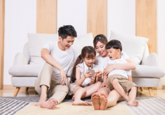 上海要求家长日常生活少用电子产品 如何看待这个建议