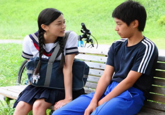 孩子早恋父母的态度有多重要 如何正确面对孩子早恋的问题