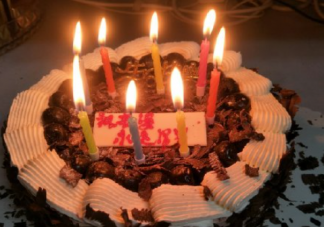 生日遇上妇女节的文案朋友圈说说 生日撞上妇女节的朋友圈句子