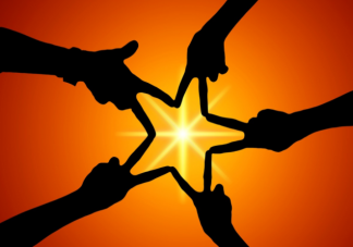 在大学需不需要刻意去合群 有必要刻意合群吗