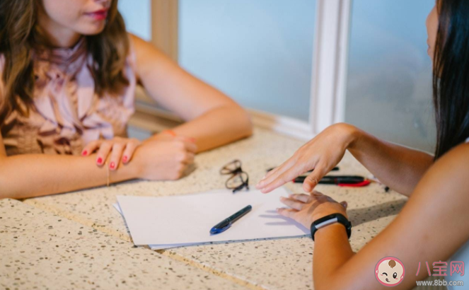 如何看待女性面试被问婚育问题 面试被问婚育问题该怎么回答