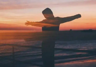 低谷期发的朋友圈伤感文案 适合低谷期的朋友圈句子