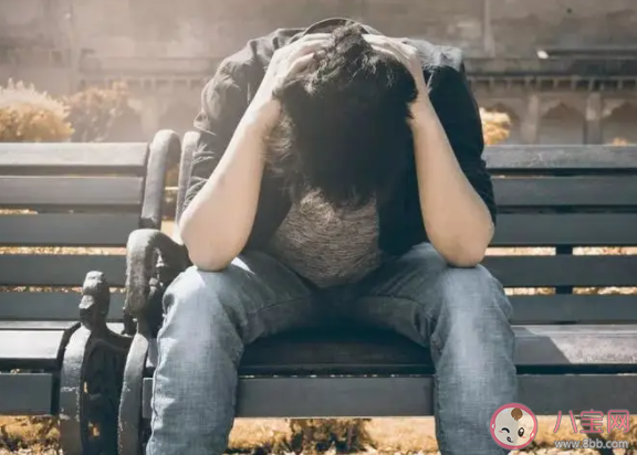 怎么看待成年人的崩溃 你崩溃的时候该怎么办 怎么看待成年人的崩溃 你崩溃的时候该怎么办