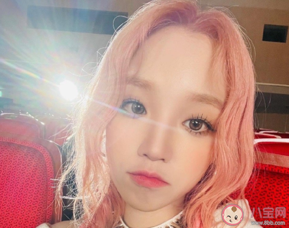 二十六岁发际线特别高怎么办 怎么解决提前秃顶的问题