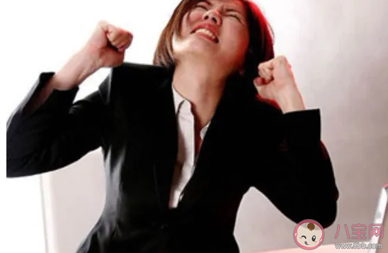 如何跟性格暴躁的女生相处 女生为什么会性格暴躁 如何跟性格暴躁的女生相处 女生为什么会性格暴躁