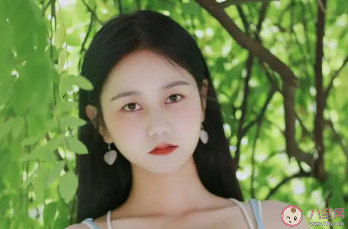 外在美是万能通行证吗 外表好看能带来哪些好处 外在美是万能通行证吗 外表好看能带来哪些好处