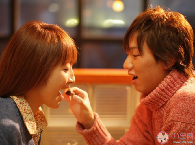 怎么跟女朋友的闺蜜相处 和女朋友闺蜜相处要注意什么 怎么跟女朋友的闺蜜相处 和女朋友闺蜜相处要注意什么