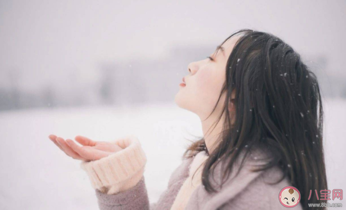 恋爱脑在恋爱中快乐吗 为什么女生更容易恋爱脑
