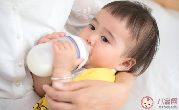 不同年龄段母乳奶粉怎么搭配喝 混合喂养的方法有哪些