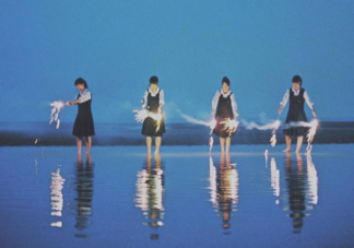 哪一刻你突然觉得青春结束了 青春结束的句子文案