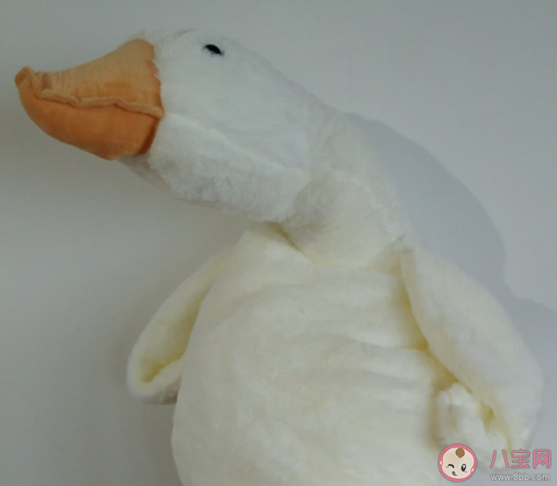 焦虑型会喜欢什么样的人 焦虑型依恋的人有哪些特征 焦虑型会喜欢什么样的人 焦虑型依恋的人有哪些特征