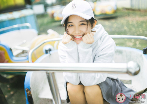 焦虑型人格会喜欢什么样的人 焦虑型的人谈恋爱是怎样的 焦虑型人格会喜欢什么样的人 焦虑型的人谈恋爱是怎样的