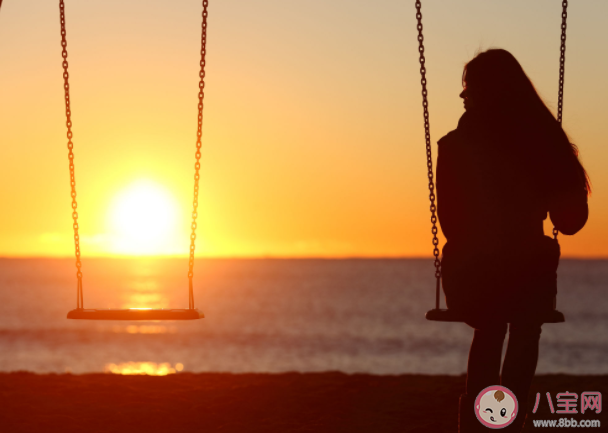 极度自卑的妈妈可以培养出阳光的孩子吗 如何提升自我价值感
