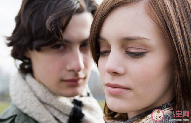 爱情里有善意的谎言吗 感情里如何和对方坦诚