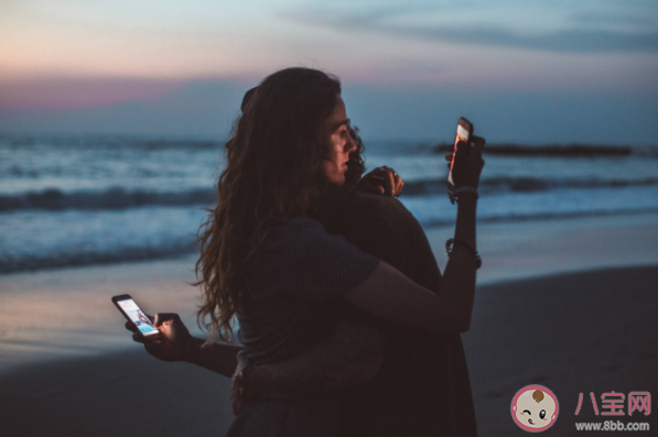 爱情里有善意的谎言吗 感情里如何和对方坦诚