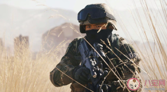 《特战荣耀》燕破岳为什么射击不好 郭笑笑是怎么教燕破岳的