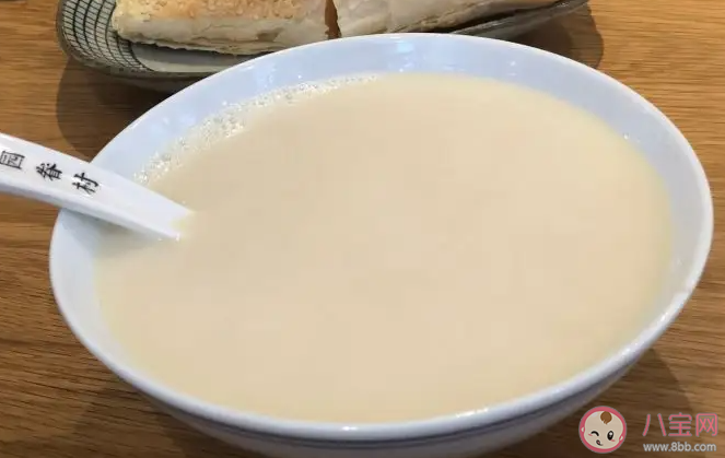 有乳腺疾病还能喝豆浆吗 常见的乳腺疾病有哪些 有乳腺疾病还能喝豆浆吗 常见的乳腺疾病有哪些