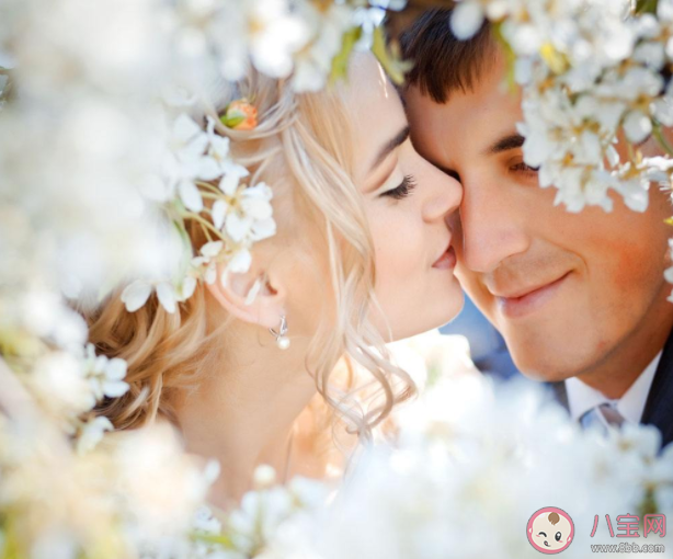 为什么男性对婚姻的满意程度比女性要高 怎样的婚姻才是让人满意的 为什么男性对婚姻的满意程度比女性要高 怎样的婚姻才是让人满意的