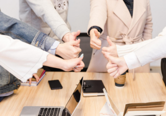 反向背调能倒逼职场改变吗 如何看待职场反向背调